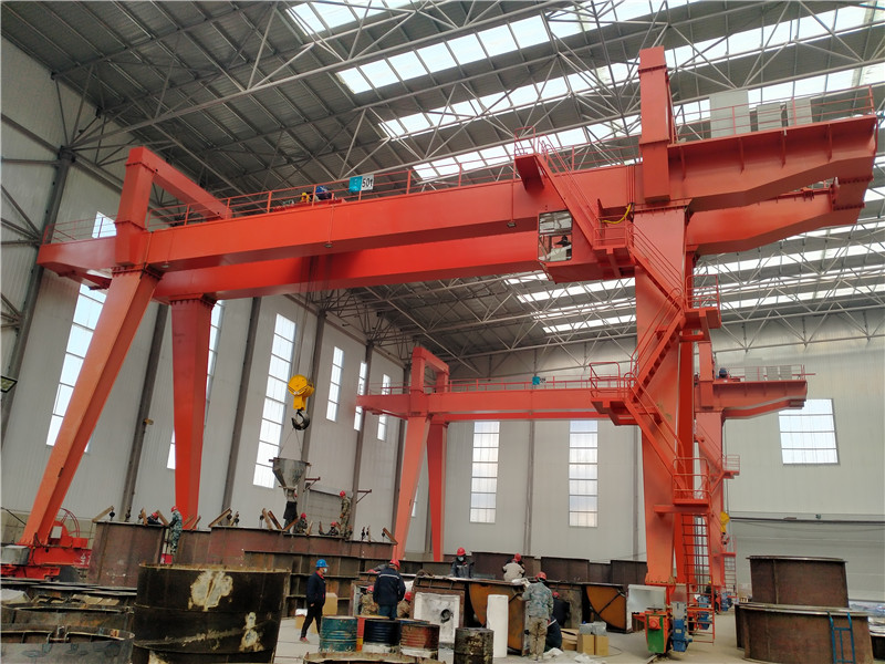 雙主梁門(mén)式起重機(jī)